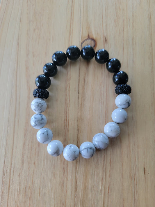 Howlite and Black Onyx Bracelet