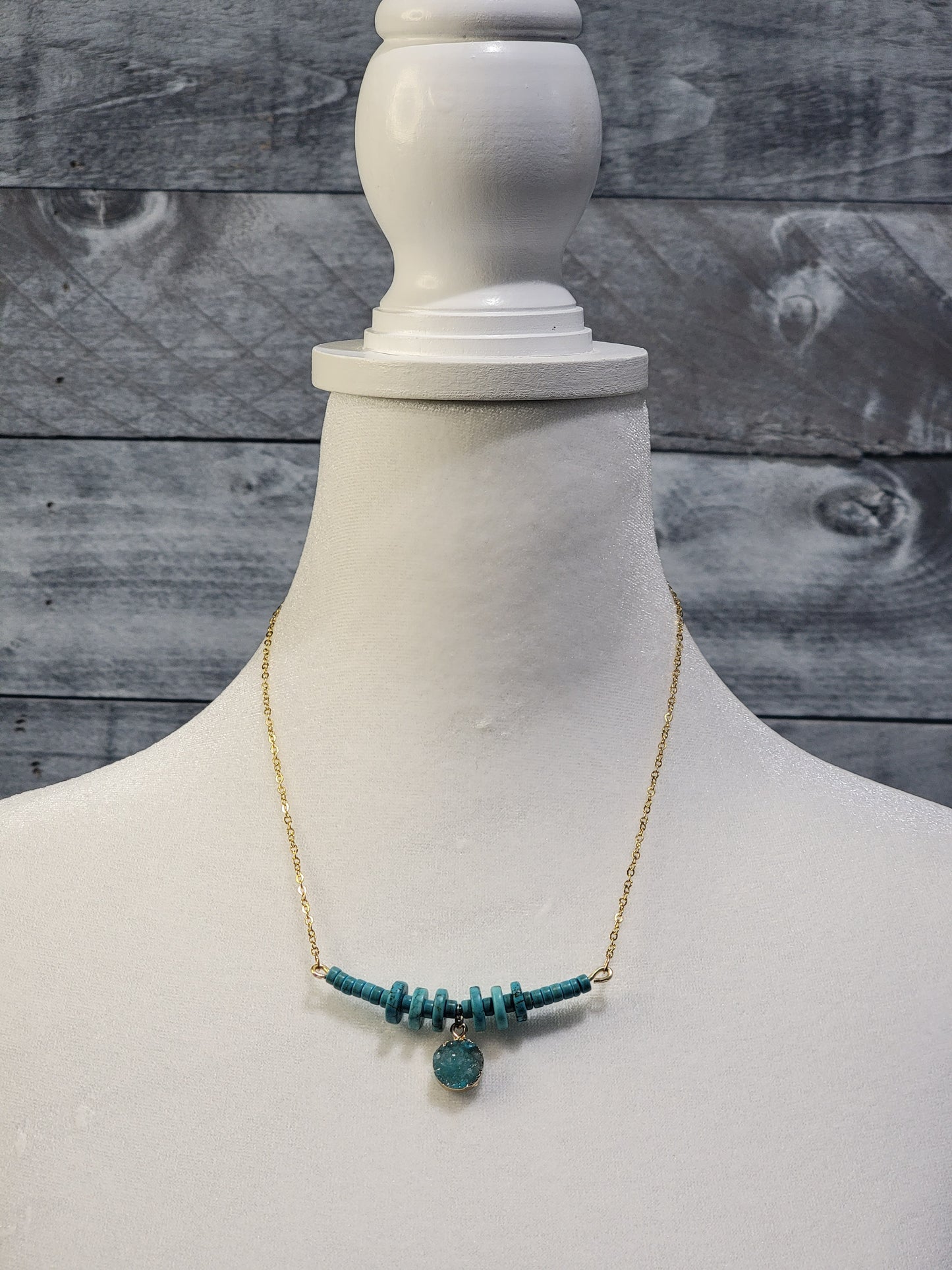 Turquoise Beaded Necklace